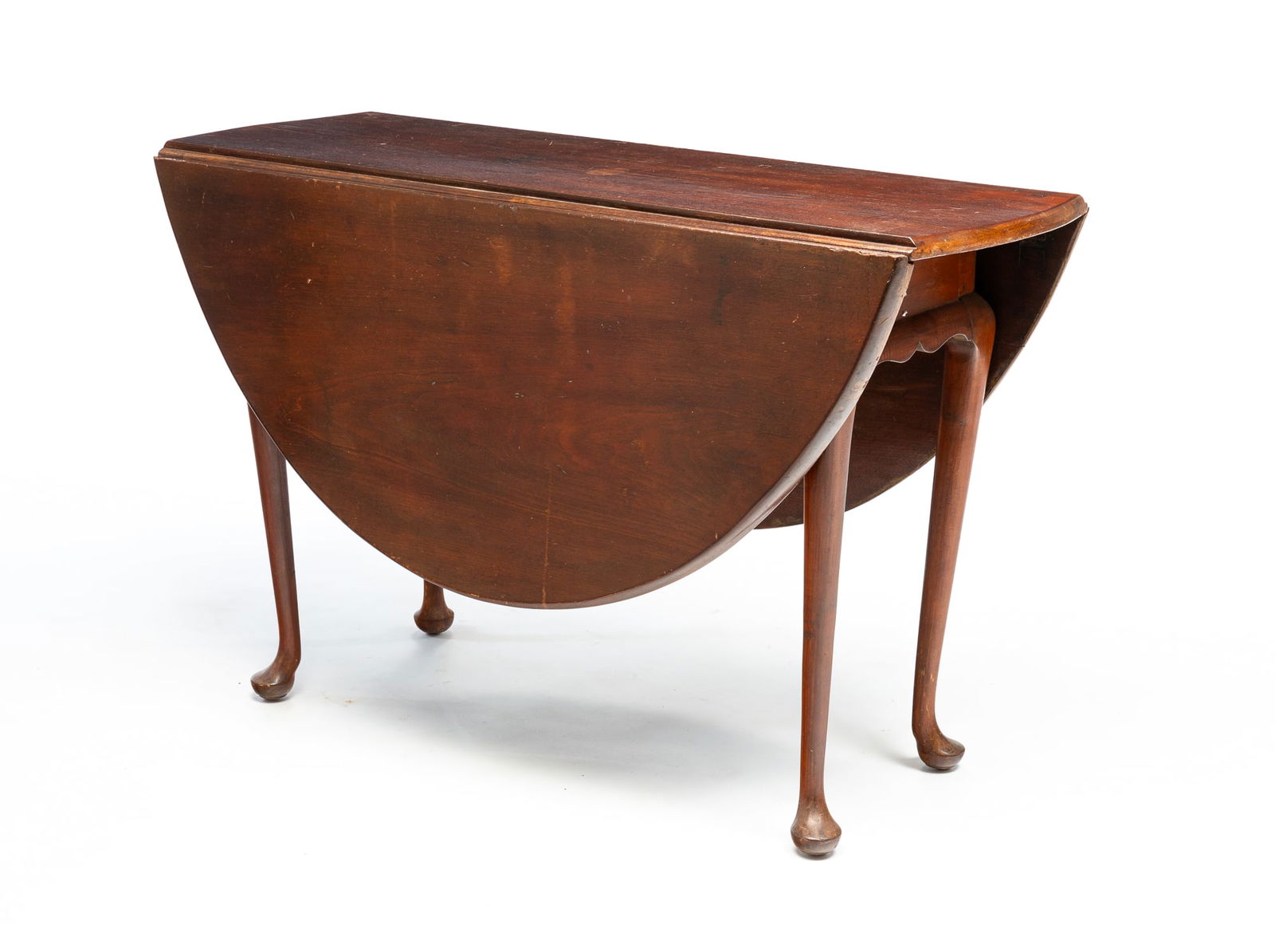 QUEEN ANNE SWING LEG DROP LEAF TABLE. (1 of 4)