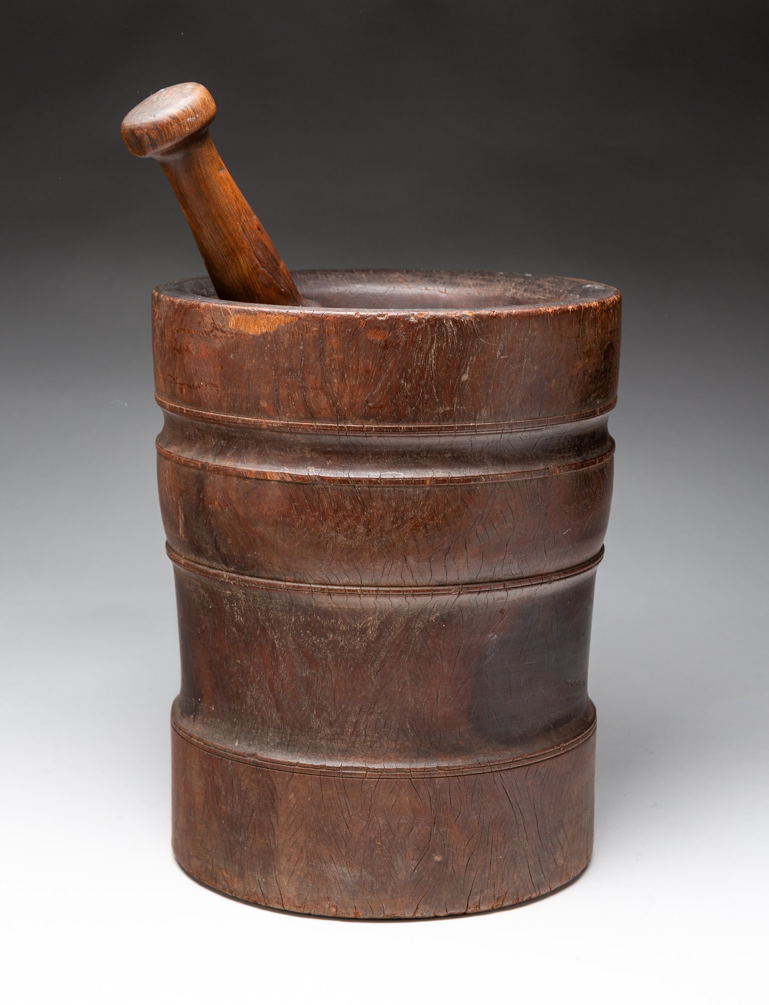 ENORMOUS LIGNUM VITAE MORTAR AND PESTLE. (1 of 4)