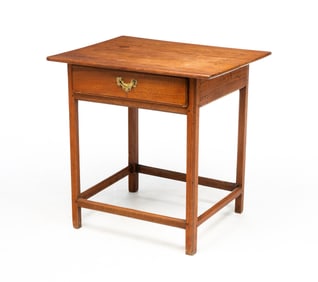 CHIPPENDALE STRETCHER BASE TAVERN TABLE.