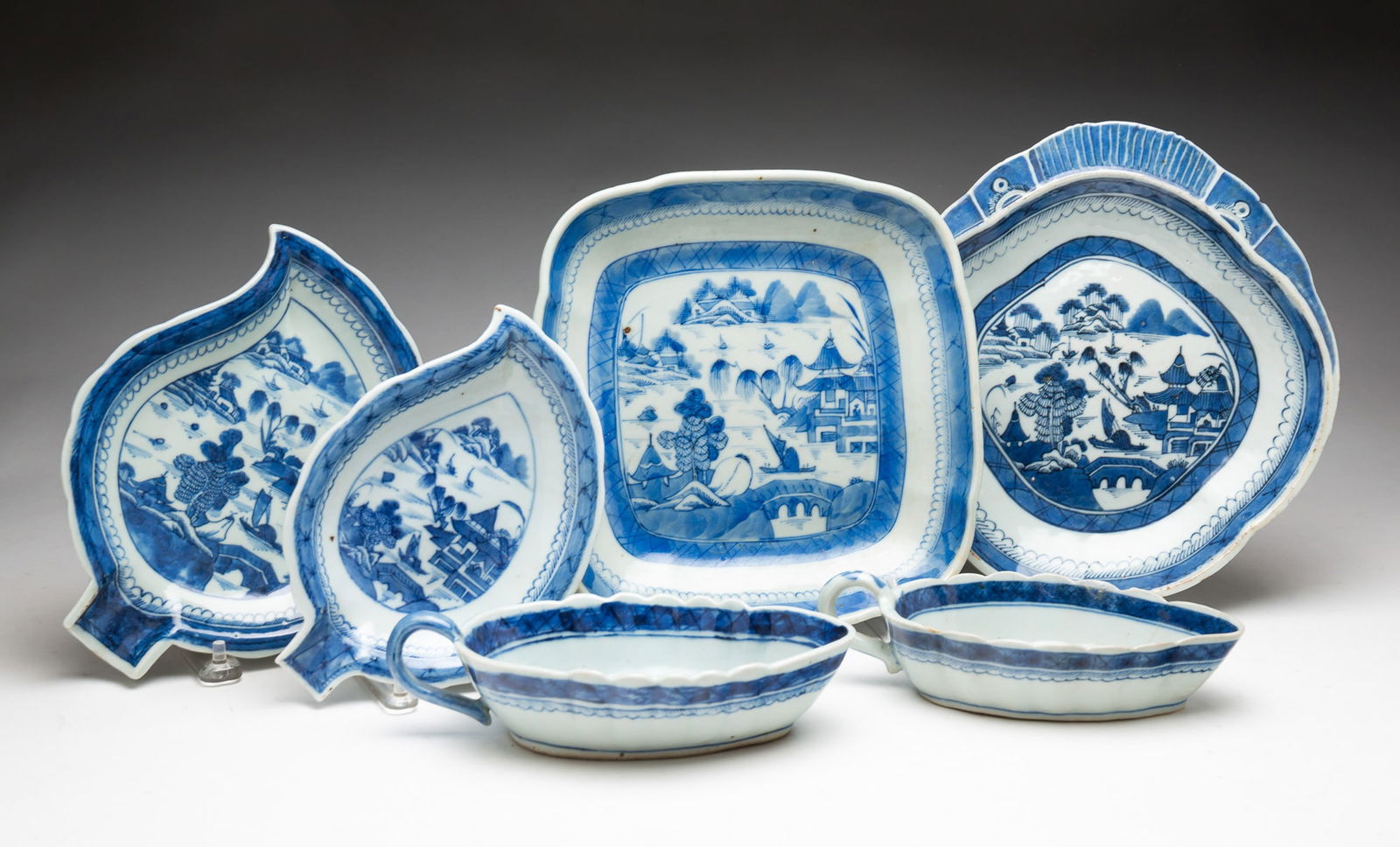 SIX BLUE AND WHITE CANTON PORCELAIN SERVING ITEMS. (1 of 6)