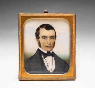AMERICAN SCHOOL MINIATURE PORTRAIT OF A GENTLEMAN.