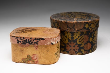 TWO MINIATURE WALLPAPER BAND BOXES.