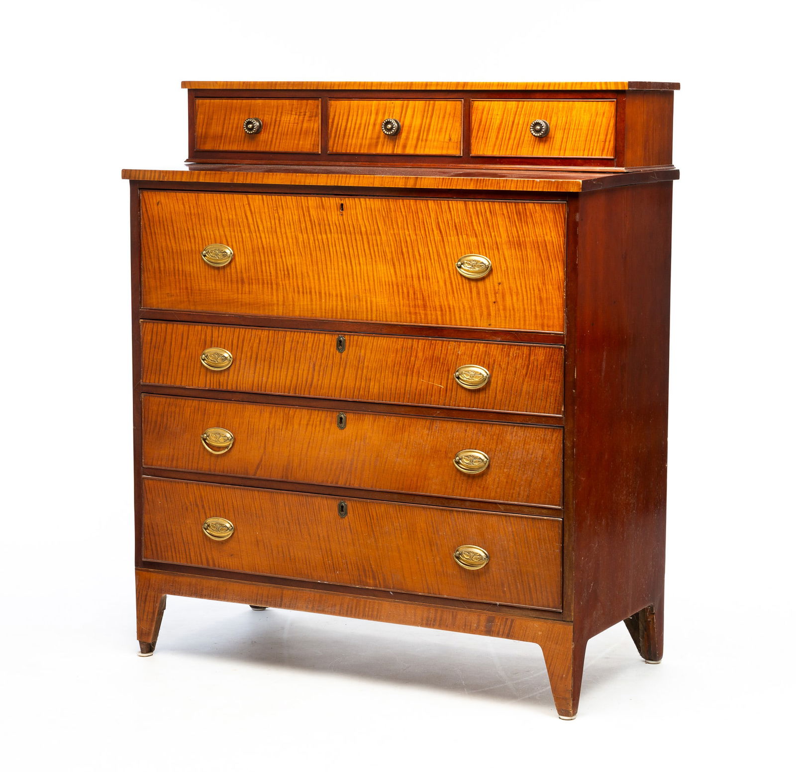 CHERRY AND TIGER MAPLE TRANSITIONAL CHEST OF DRAWERS. (1 of 5)