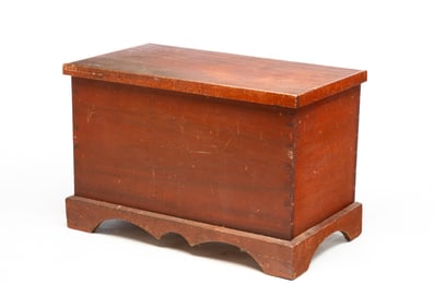 PAINTED BLANKET CHEST.