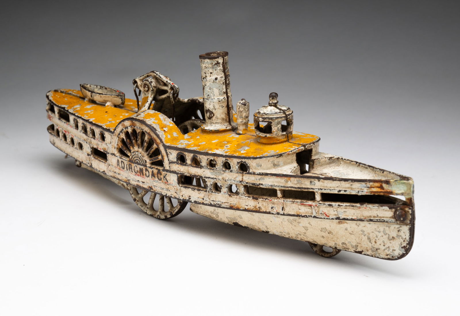 WILKINS "ADIRONDACK" SIDE WHEEL PULL TOY. (1 of 3)