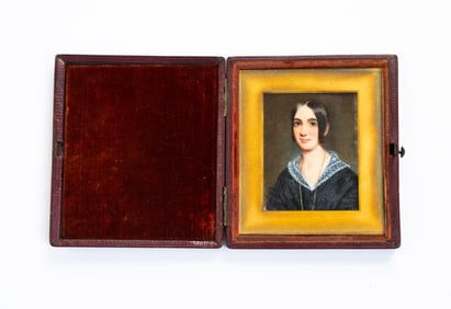 CASED MINIATURE PORTRAIT OF A BEAUTIFUL YOUNG LADY.