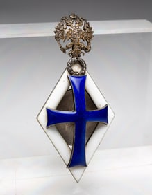 STERLING ENAMELED PIN.