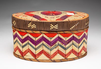 MI'KMAQ PORCUPINE QUILL, BIRCH BARK, AND SWEETGRASS BOX.