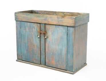 COUNTRY PAINTED DRY SINK.