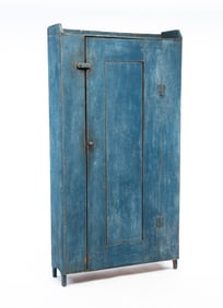 COUNTRY BLUE PAINTED WALL CUPBOARD.