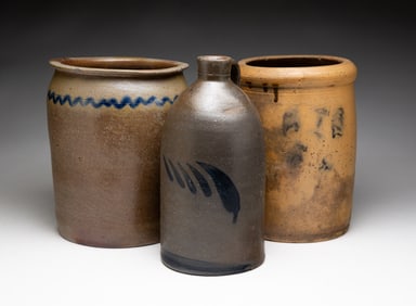THREE COBALT DECORATED SALT GLAZED STONEWARE VESSELS.