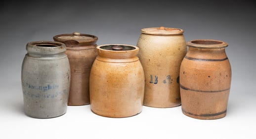 FIVE GLAZED STONEWARE ITEMS.
