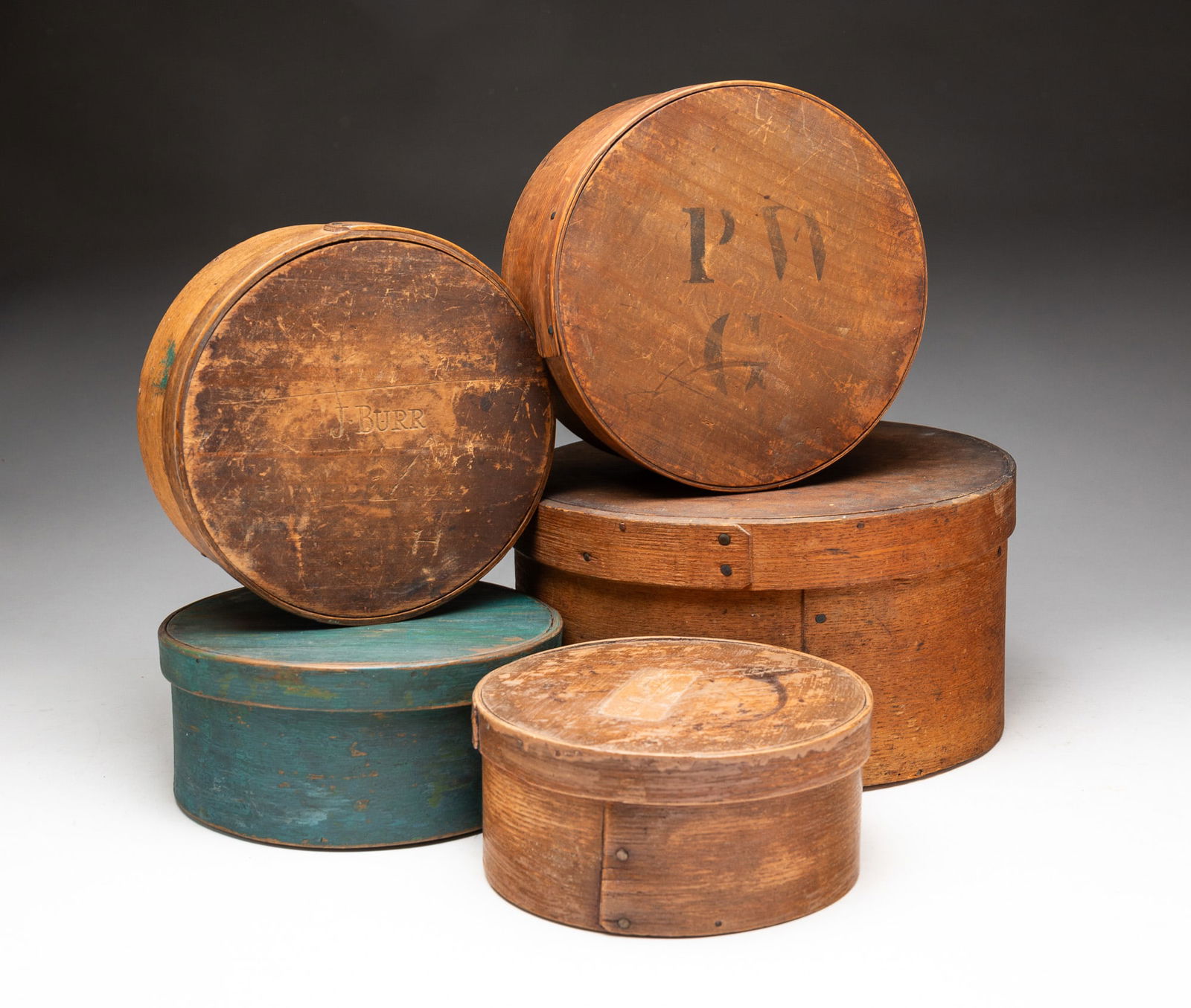 FIVE BENTWOOD PANTRY BOXES WITH MARKED LIDS. (1 of 6)