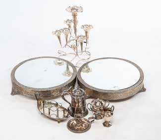 EIGHT SILVER PLATED ITEMS.