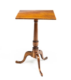 CANDLESTAND WITH NEARLY SQUARE TOP.