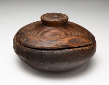 TREEN COVERED BOWL.