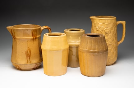 FIVE YELLOWWARE ITEMS.