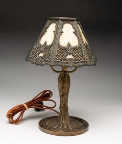 BRADLEY AND HUBBARD BOUDOIR LAMP.