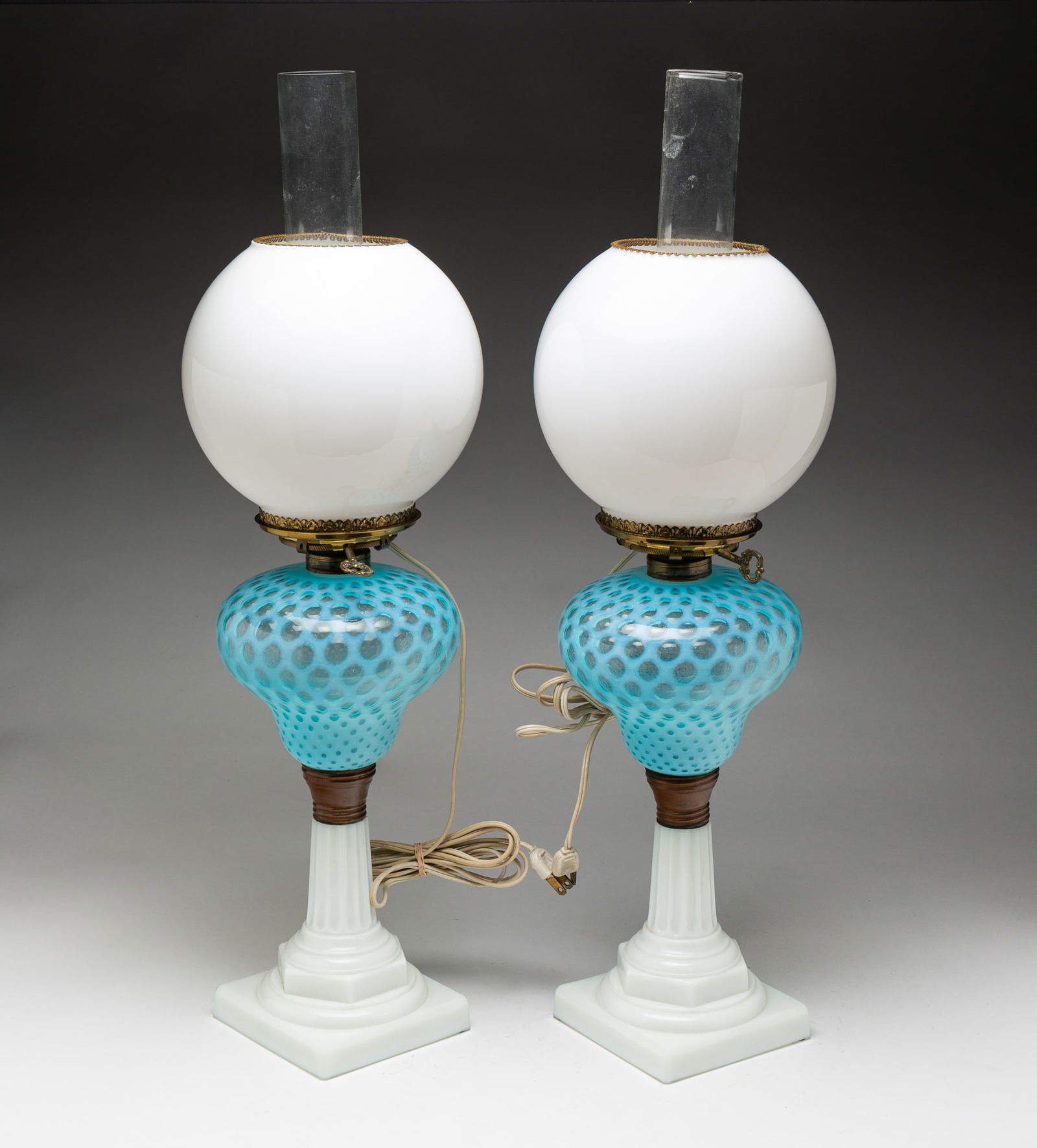 A PAIR OF L.G. WRIGHT BANQUET LAMPS. (1 of 4)