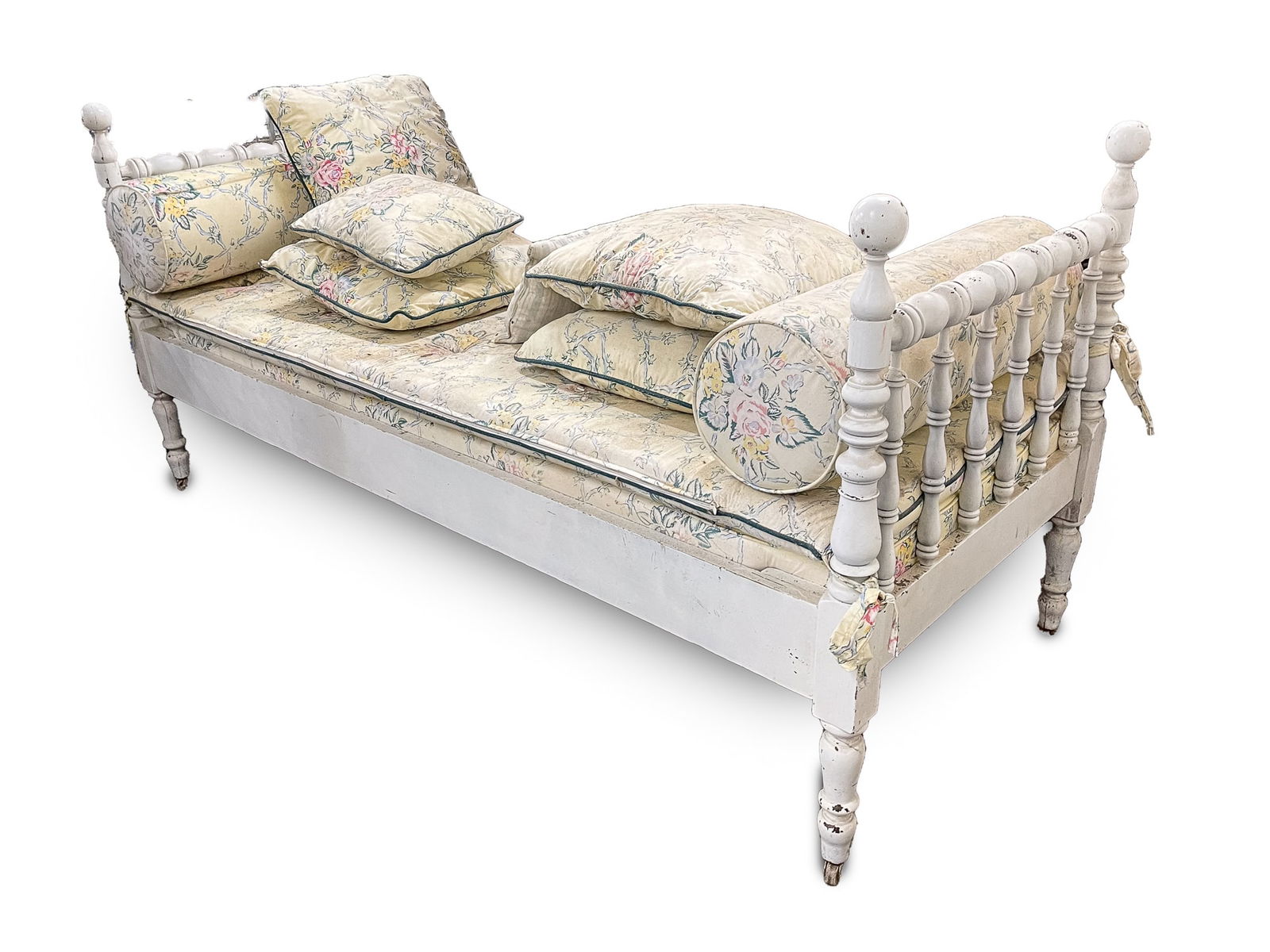 SEVEN PIECES OF PORCH AND LAWN FURNITURE.: American, 20th Century. Four wheeled chaise lounges with adjustable backs, two cast aluminum chairs (one with broken back), and a day bed with turned spindles and posts. Chaises, approximately 34"h. 2