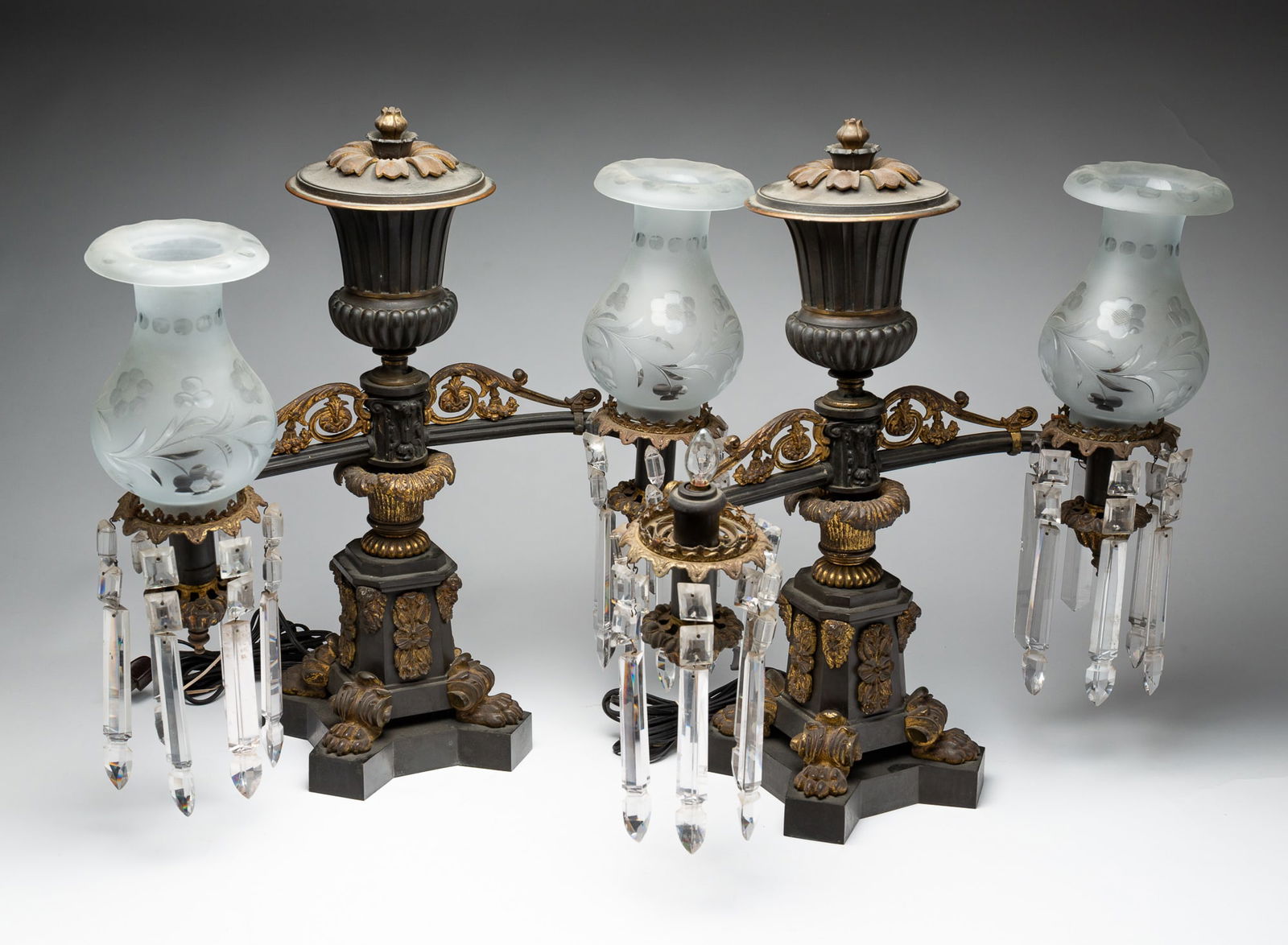 A PAIR OF J. AND I. COX DOUBLE ARGAND LAMPS. (1 of 10)