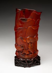 BEAUTIFULLY CARVED HORN VASE.