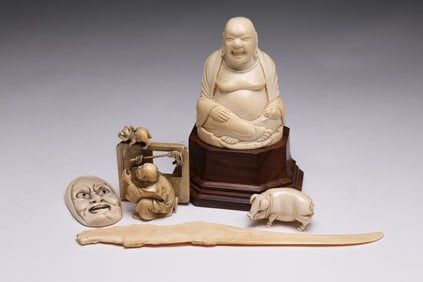 FIVE JAPANESE CARVINGS.
