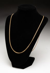 18K YELLOW GOLD CHAIN NECKLACE.