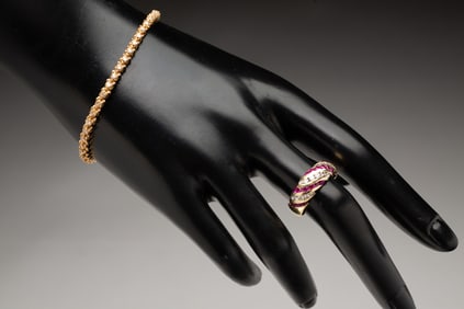14K YELLOW GOLD DIAMOND TENNIS BRACELET AND RING.
