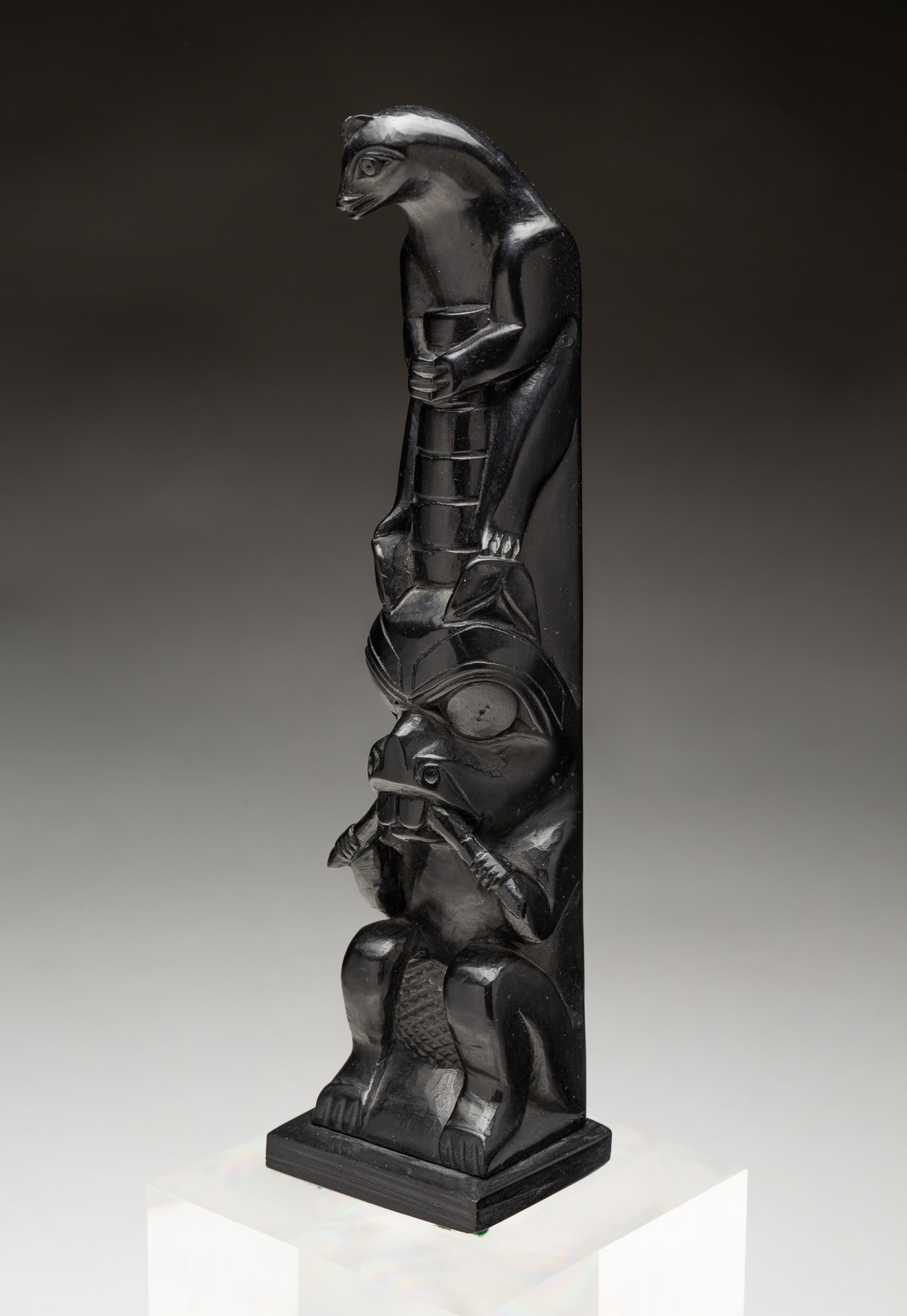 CARVED MODEL TOTEM POLE BY CAPTIAN ANDREW BROWN (1879-1962). (1 of 4)