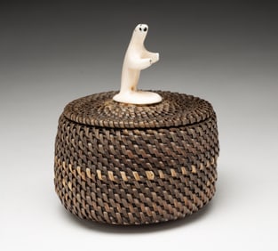 PACIFIC NORTHWEST INUPIAQ BALEEN BASKET.