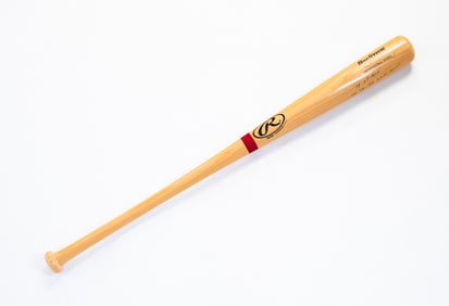 AUTOGRAPHED RAWLINGS ADIRONDACK BASEBALL BAT BY STEVE GARVEY.