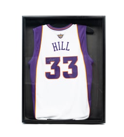 AUTOGRAPHED PHONIX SUNS JERSEY BY GRANT HILL.