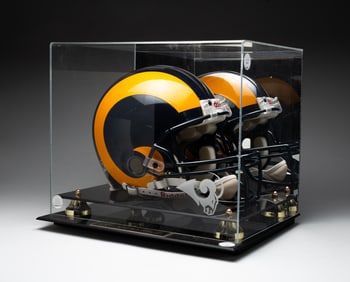 AUTOGRAPHED ST. LOUIS RAMS FOOTBALL HELMET BY ORLANDO PACE.
