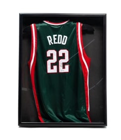 AUTOGRAPHED MILWAUKEE BUCKS JERSEY BY MICHAEL REDD.