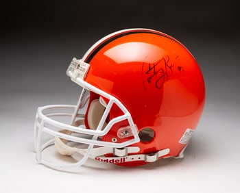AUTOGRAPHED CLEVELAND BROWNS FOOTBALL HELMET BY TIM COUCH AND COURTNEY BROWN.