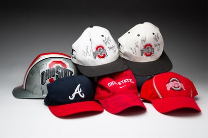GROUP OF SIX ASSORTED HATS