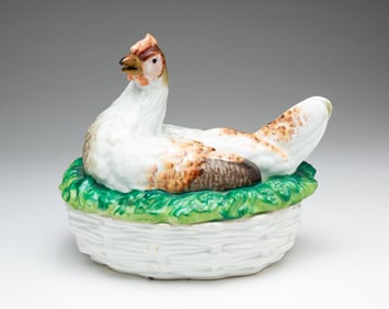 STAFFORDSHIRE HEN ON NEST.