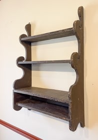 COUNTRY PAINTED SET OF SHELVES.