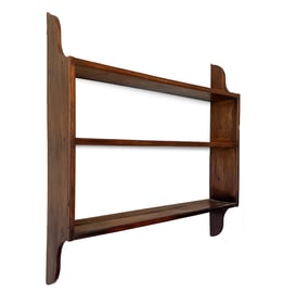 SET OF HANGING SHELVES.