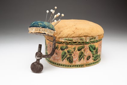 WALLPAPER SEWING BOX AND CLAMP.