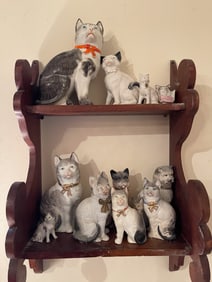 COLLECTION OF PORCELAIN CATS.