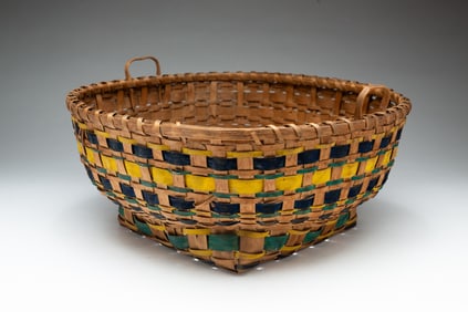 NATIVE AMERICAN BASKET.