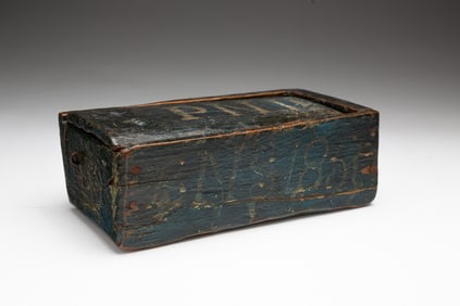 MINIATURE PAINT DECORATED SLIDE LID BOX.