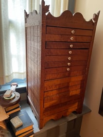 FOLKSY CASE OF DRAWERS.