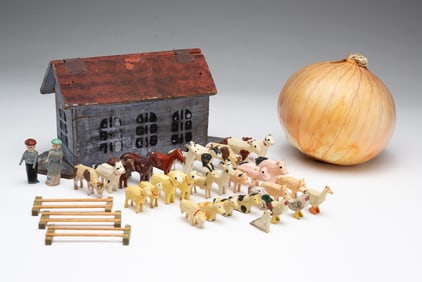 DIMINUTIVE NOAH'S ARK WITH ANIMALS AND FIGURINES.