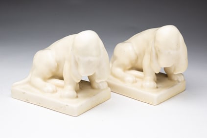PAIR OF ROOKWOOD DOG BOOKENDS.
