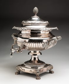ENGLISH REGENCY SHEFFIELD SILVER PLATE COFFEE URN BY MATTHEW BOULTON (1728-1809).