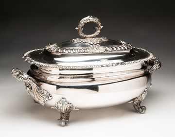 GEORGE III ENGLISH SHEFFIELD SILVER PLATE TUREEN BY MATTHEW BOULTON (1728-1809).