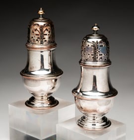 PAIR OF GEORGE III ENGLISH SHEFFIELD SILVER PLATE SUGAR CASTERS BY MATTHEW BOULTON (1728-1809).